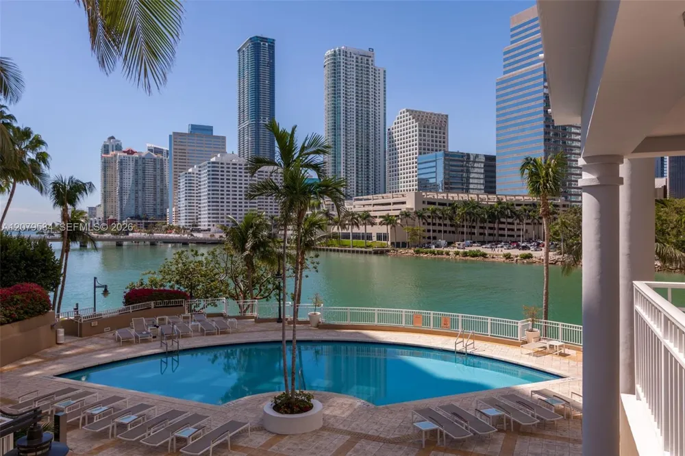 801 Brickell Key Blvd #2110 Miami, FL 33131