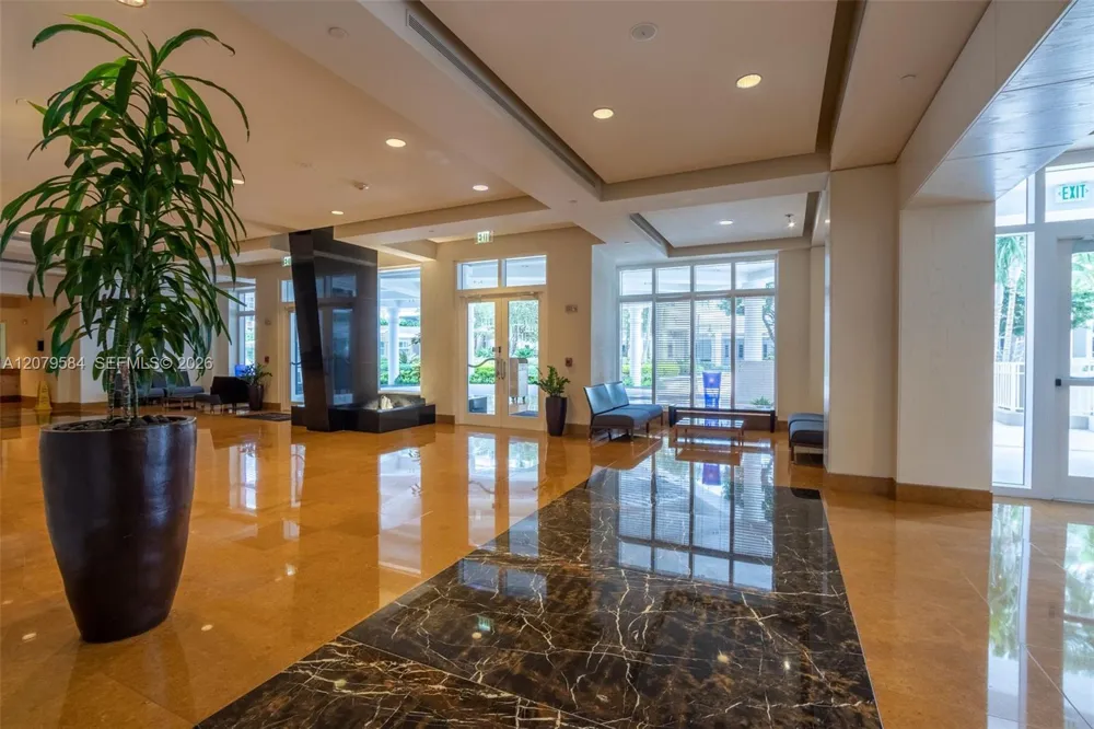 801 Brickell Key Blvd #2110 Miami, FL 33131