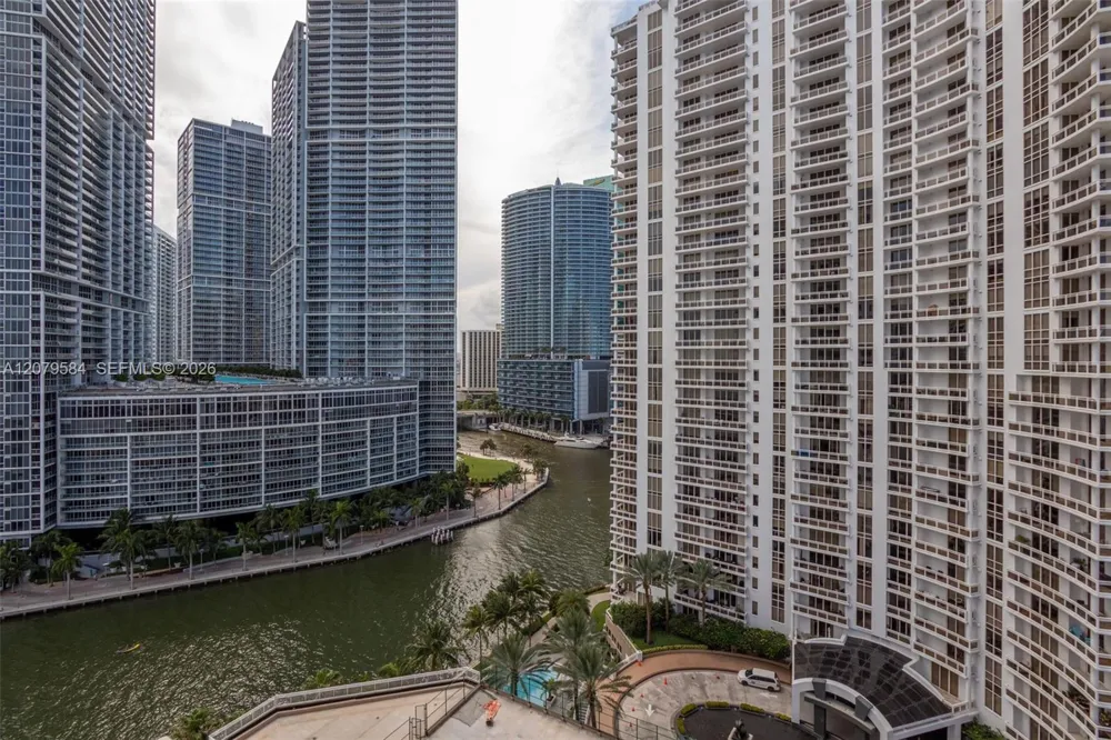 801 Brickell Key Blvd #2110 Miami, FL 33131