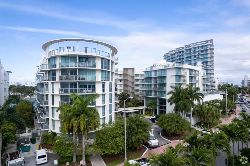 6620 Indian Creek Dr #418 Miami Beach, FL 33141