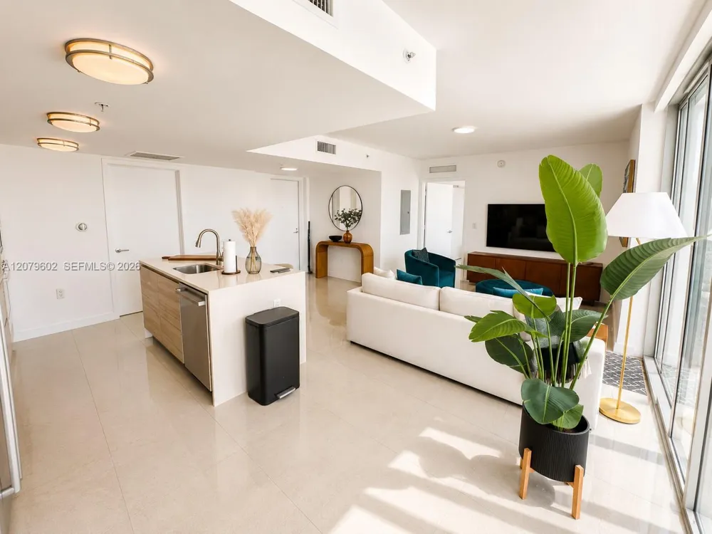 6620 Indian Creek Dr #418 Miami Beach, FL 33141