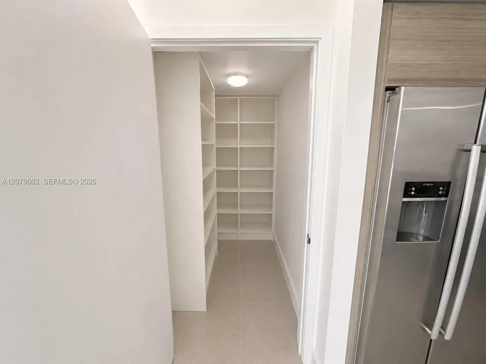 6620 Indian Creek Dr #418 Miami Beach, FL 33141