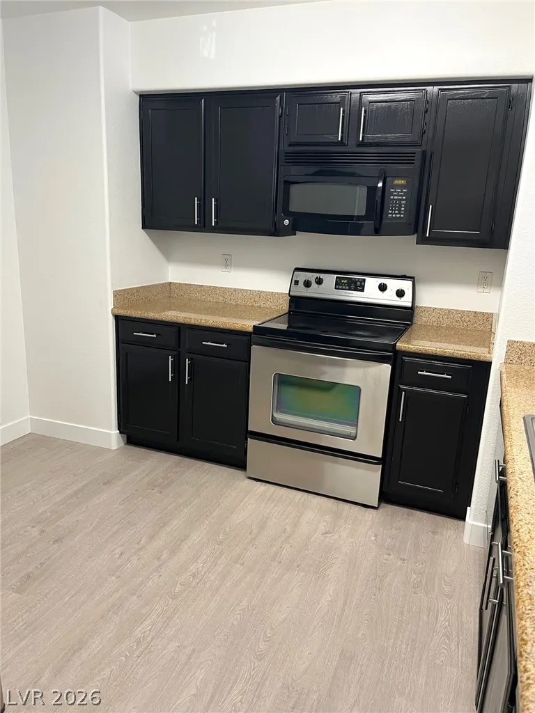 7255 W Sunset Road #2141 Las Vegas, NV 89113