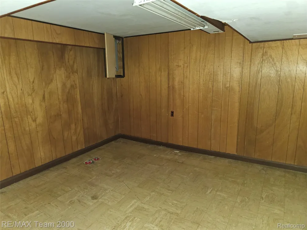 447 Gilman Street Garden City City, MI 48135