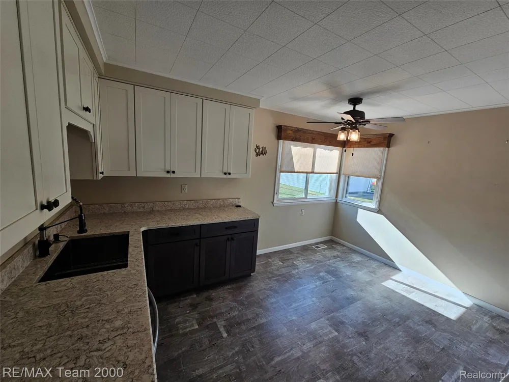 447 Gilman Street Garden City City, MI 48135