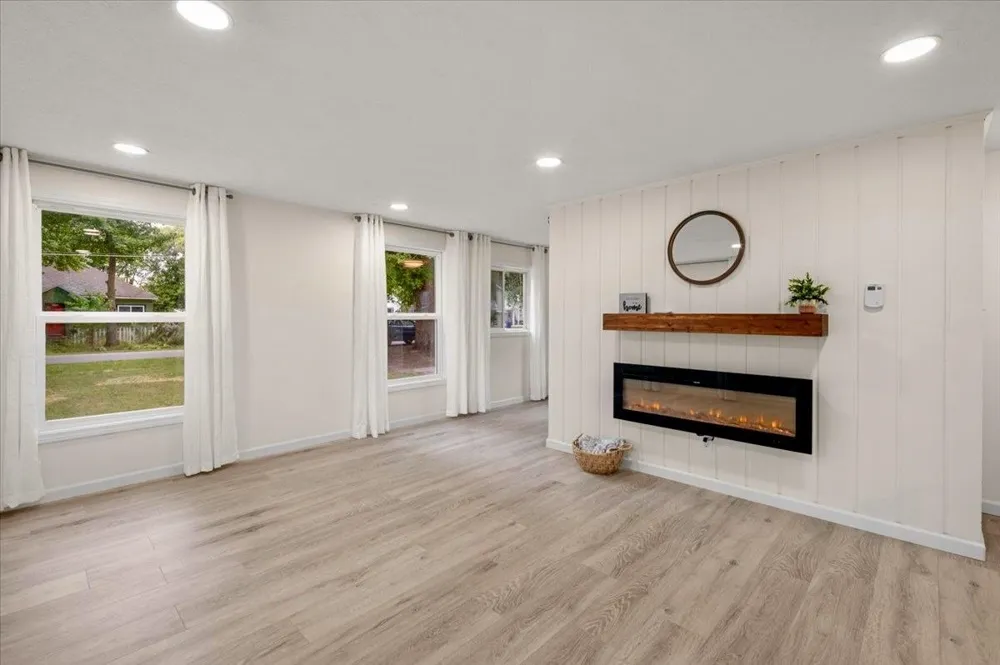 331 1st Street Breckenridge Village, MI 48615