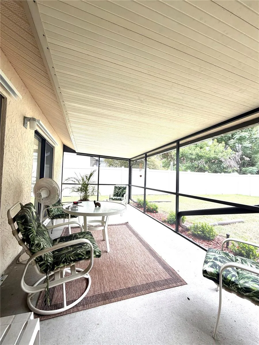 905 WICKETRUN DRIVE Brandon, FL 33510