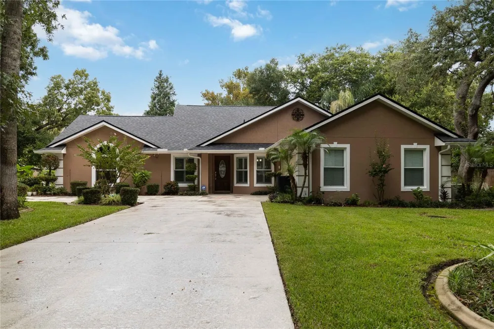 313 RIDGEWOOD STREET Altamonte Springs, FL 32701