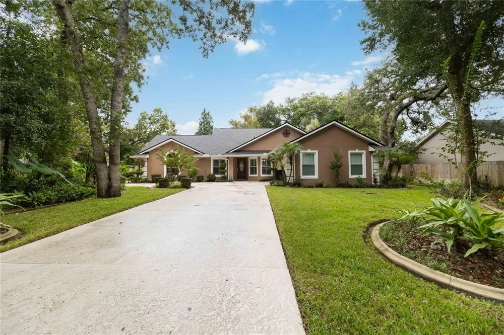 313 RIDGEWOOD STREET Altamonte Springs, FL 32701