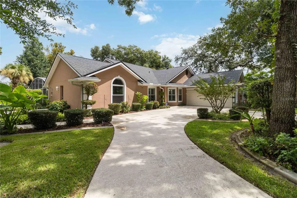 313 RIDGEWOOD STREET Altamonte Springs, FL 32701