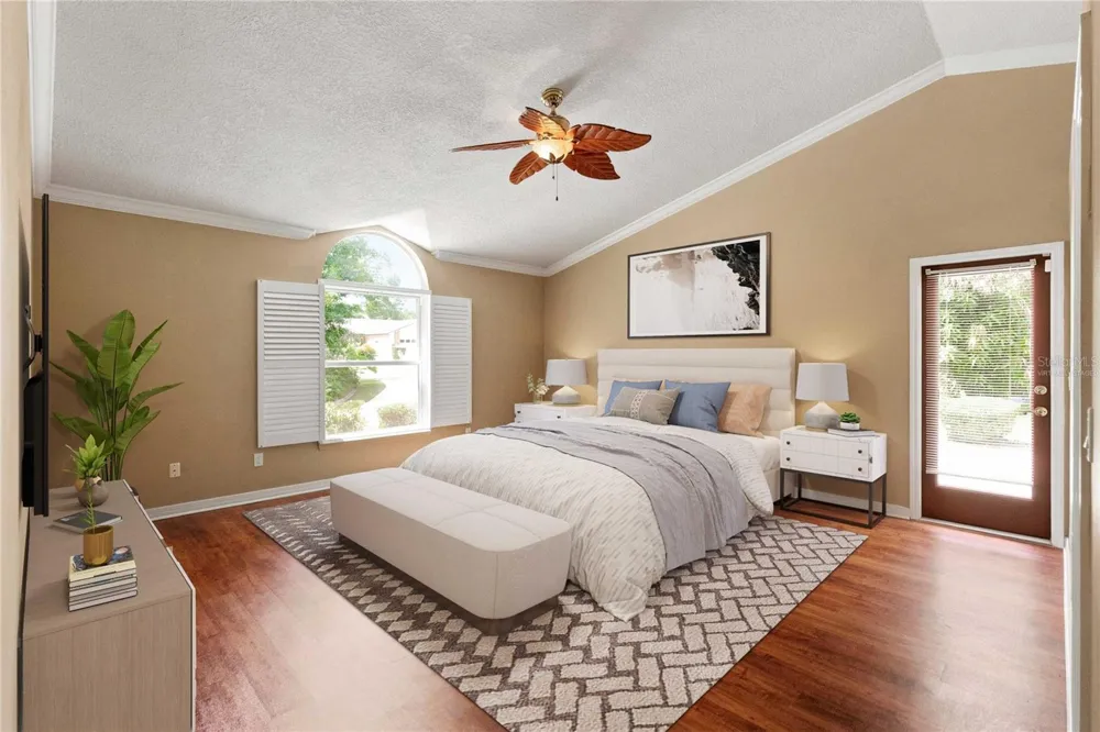 313 RIDGEWOOD STREET Altamonte Springs, FL 32701