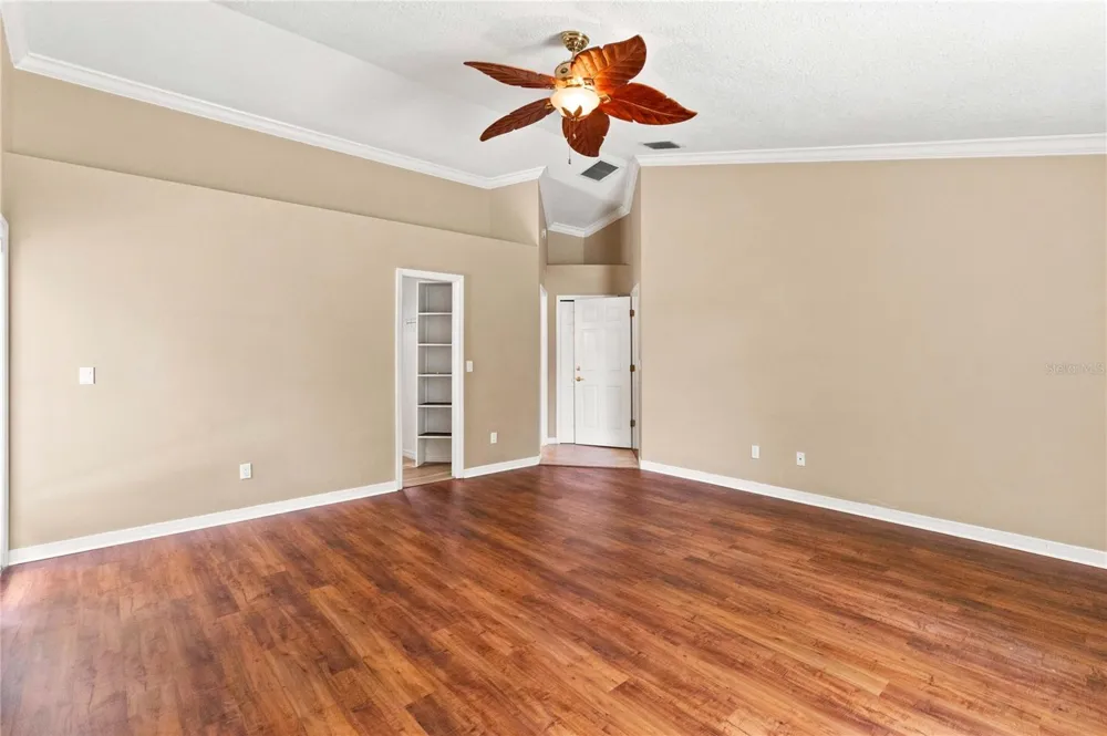 313 RIDGEWOOD STREET Altamonte Springs, FL 32701