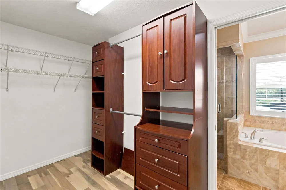 313 RIDGEWOOD STREET Altamonte Springs, FL 32701
