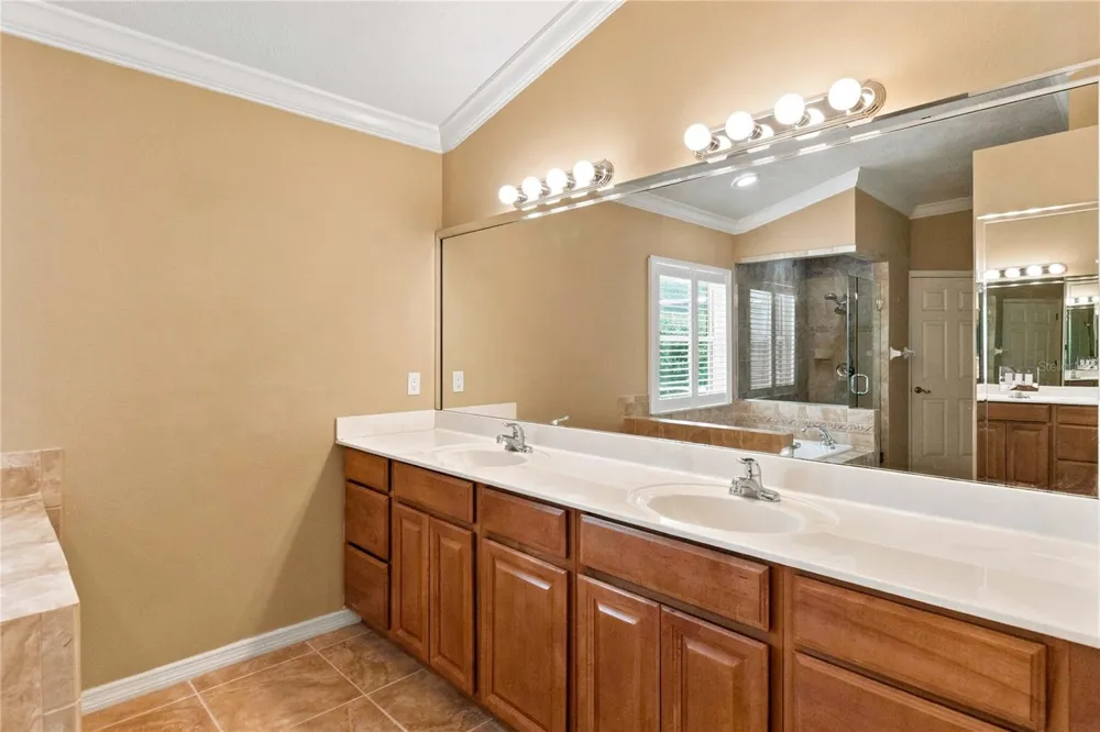 313 RIDGEWOOD STREET Altamonte Springs, FL 32701