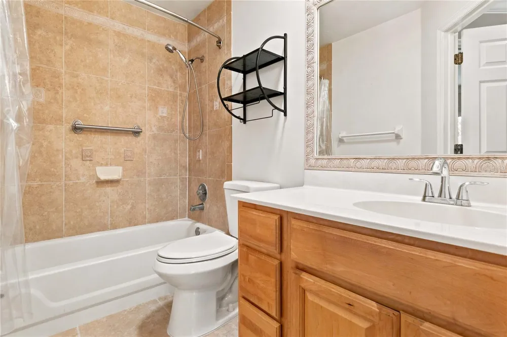 313 RIDGEWOOD STREET Altamonte Springs, FL 32701