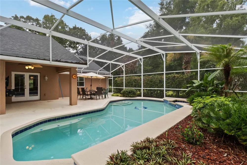 313 RIDGEWOOD STREET Altamonte Springs, FL 32701