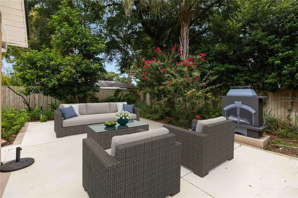 313 RIDGEWOOD STREET Altamonte Springs, FL 32701
