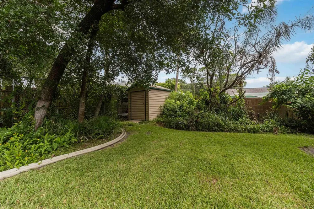 313 RIDGEWOOD STREET Altamonte Springs, FL 32701