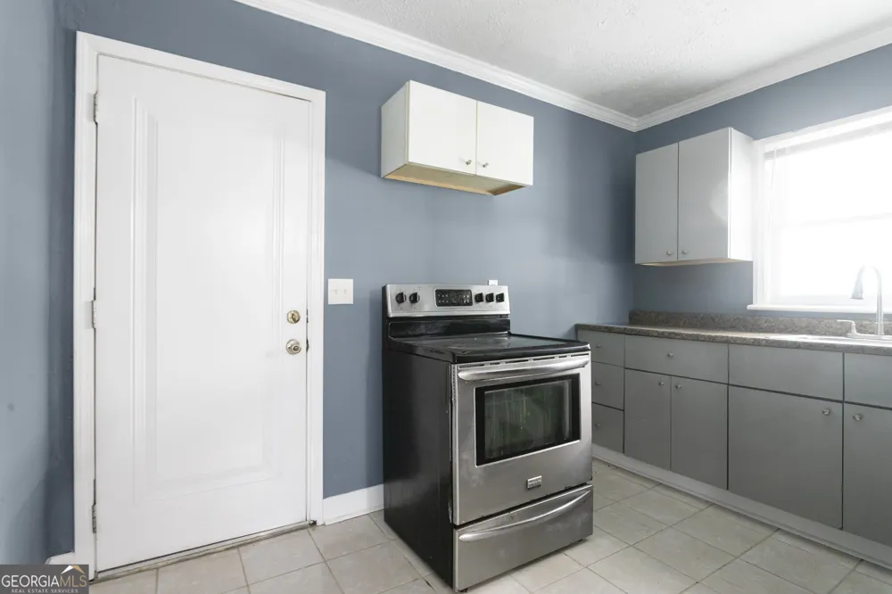 2821 7th ST SW Atlanta, GA 30315
