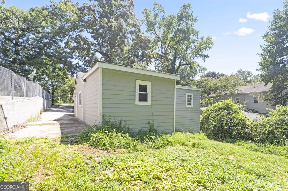 2821 7th ST SW Atlanta, GA 30315