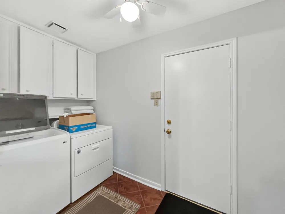 2116 Cannes Drive Carrollton, TX 75006