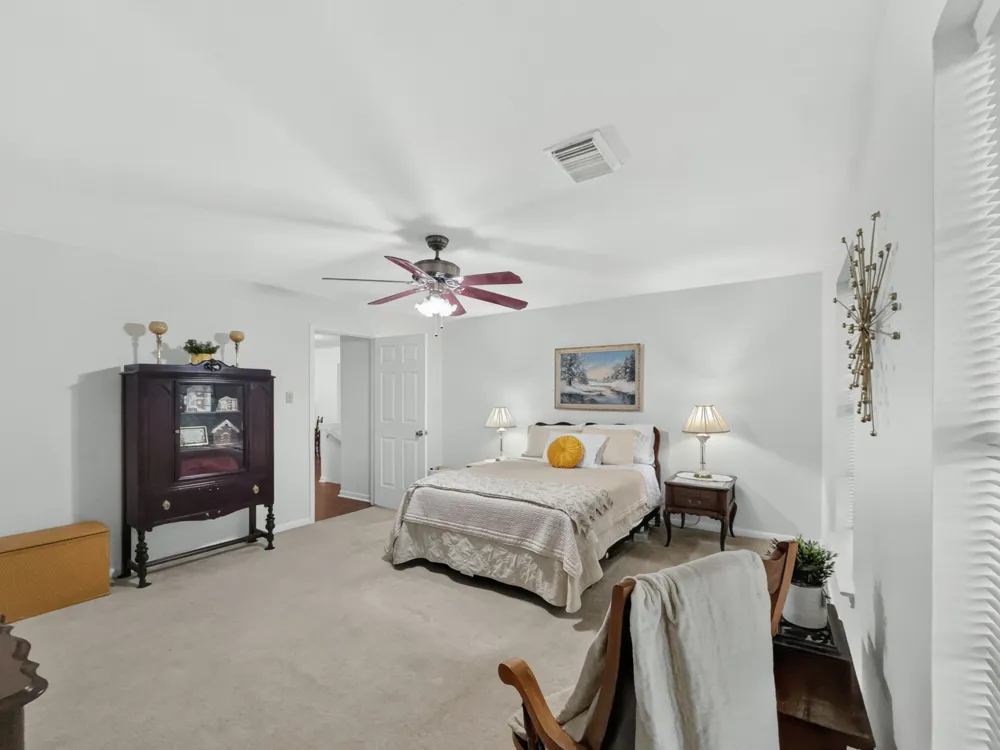 2116 Cannes Drive Carrollton, TX 75006