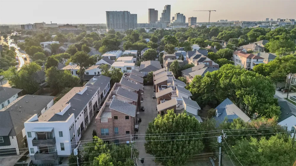 5017 Manett Street #103 Dallas, TX 75206