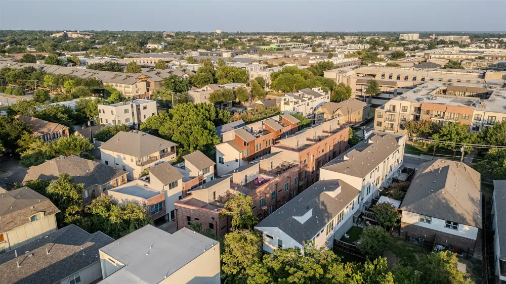 5017 Manett Street #103 Dallas, TX 75206