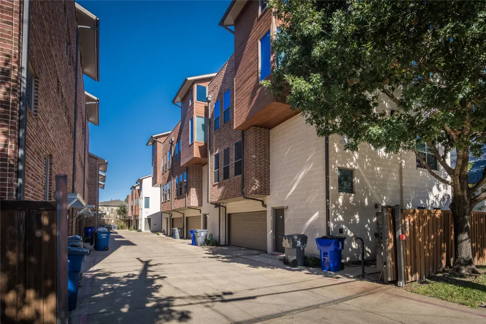 5017 Manett Street #103 Dallas, TX 75206