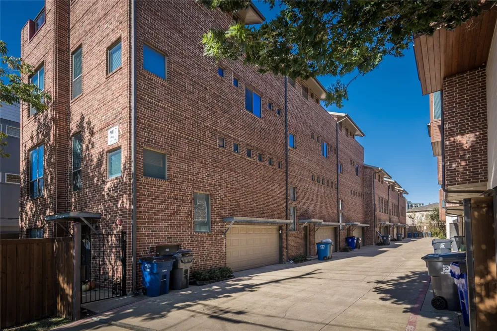 5017 Manett Street #103 Dallas, TX 75206