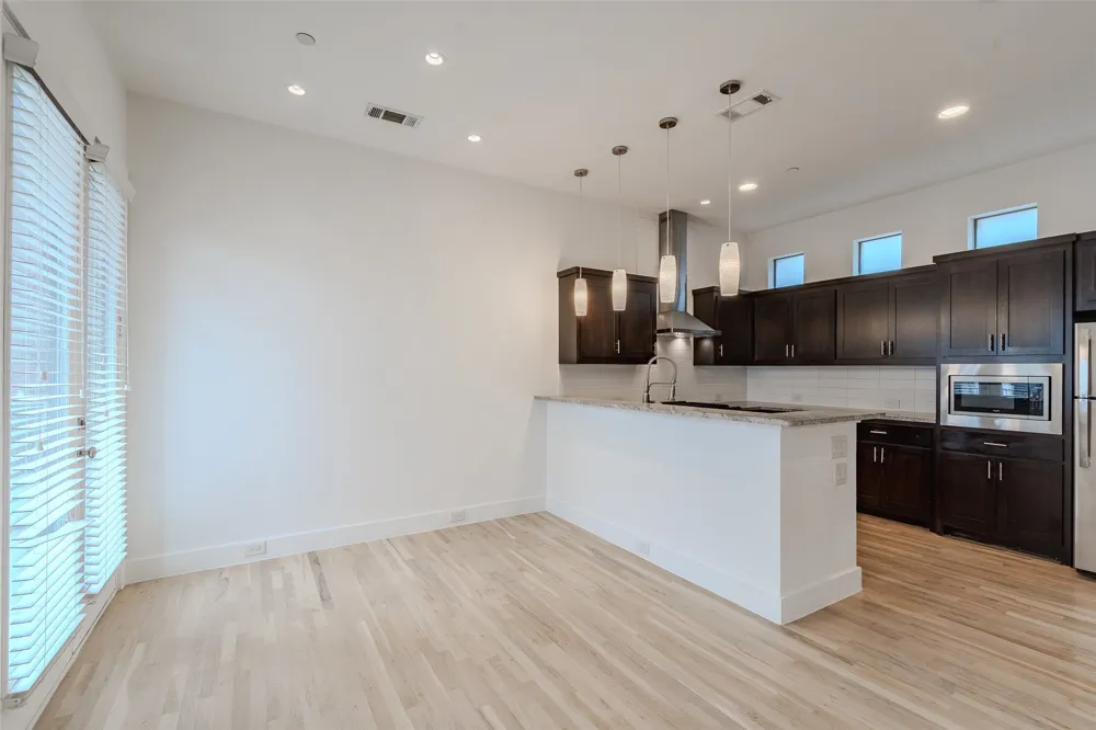 5017 Manett Street #103 Dallas, TX 75206