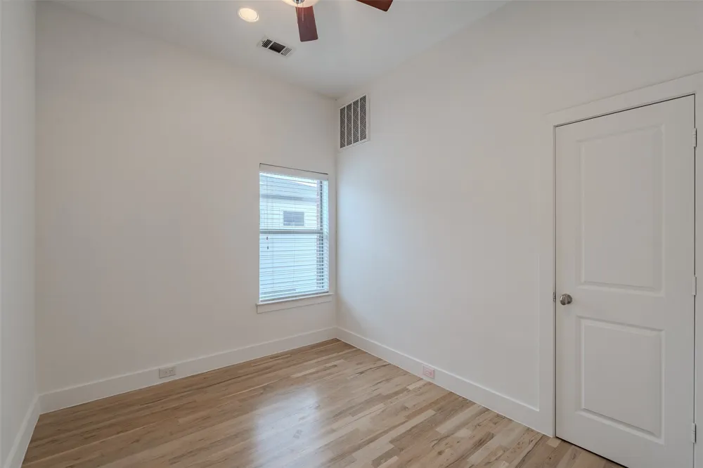 5017 Manett Street #103 Dallas, TX 75206