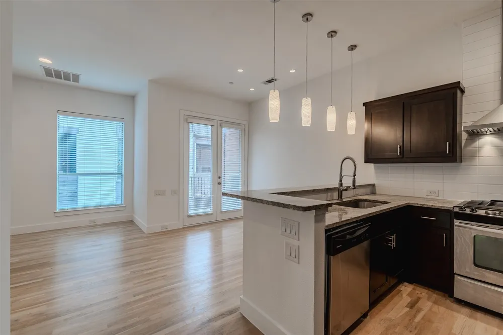 5017 Manett Street #103 Dallas, TX 75206