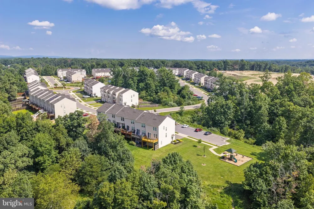 142 SEQUOIA DRIVE Winchester, VA 22602