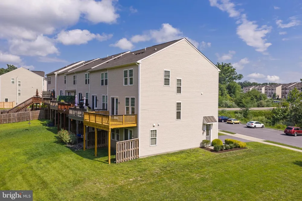 142 SEQUOIA DRIVE Winchester, VA 22602