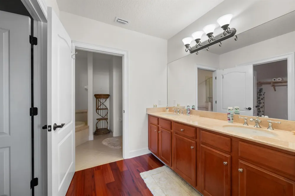 20 ORANGE AVENUE #306 Fort Pierce, FL 34950