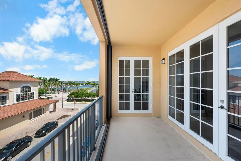 20 ORANGE AVENUE #306 Fort Pierce, FL 34950