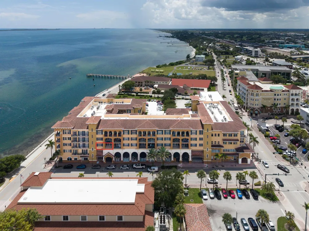 20 ORANGE AVENUE #306 Fort Pierce, FL 34950
