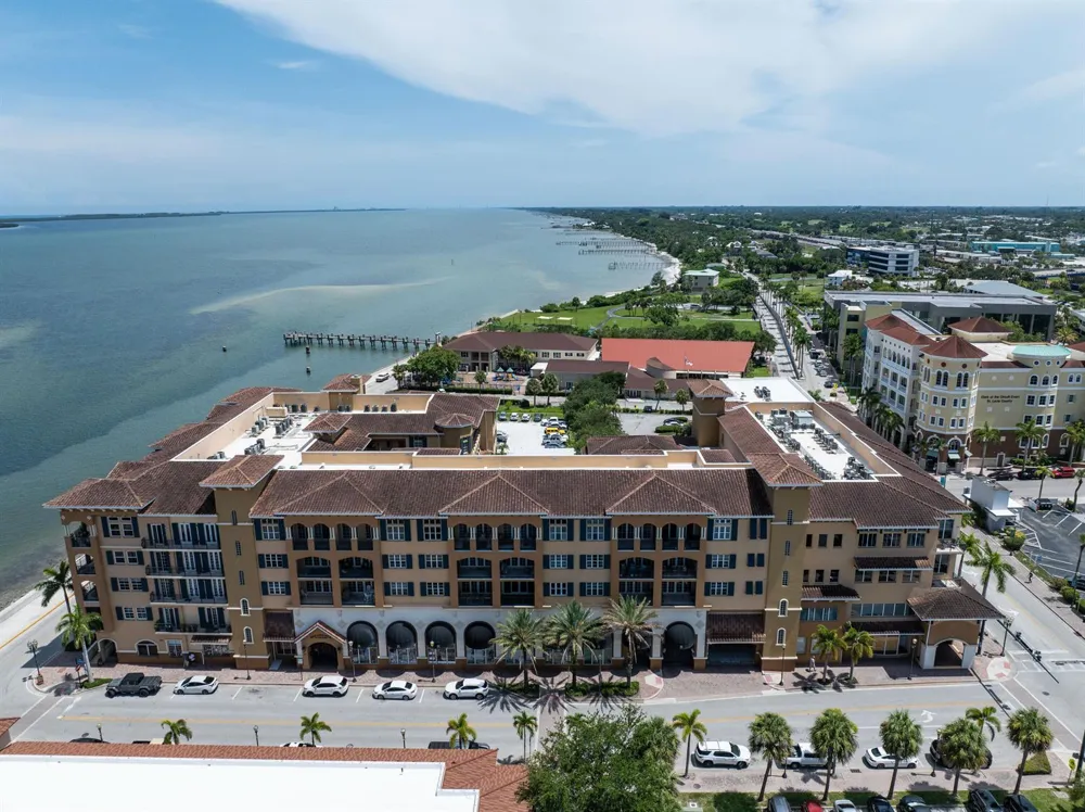 20 ORANGE AVENUE #306 Fort Pierce, FL 34950