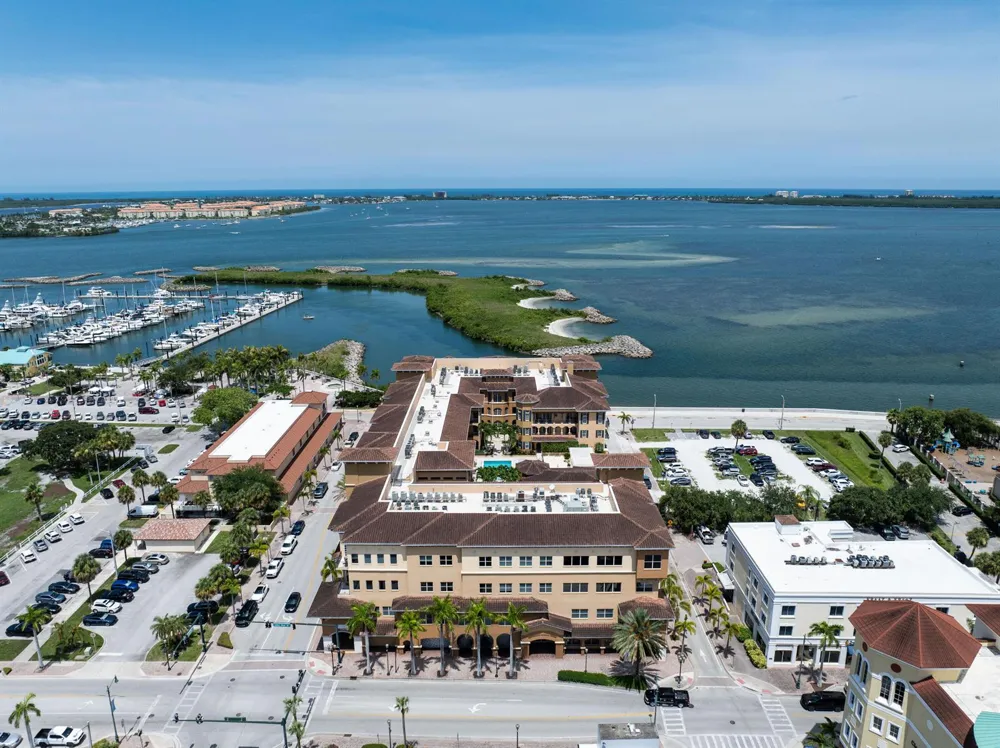 20 ORANGE AVENUE #306 Fort Pierce, FL 34950