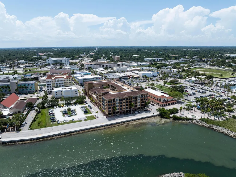 20 ORANGE AVENUE #306 Fort Pierce, FL 34950