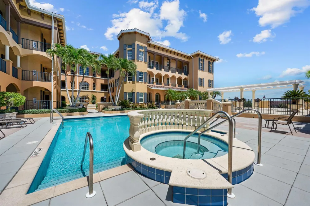 20 ORANGE AVENUE #306 Fort Pierce, FL 34950