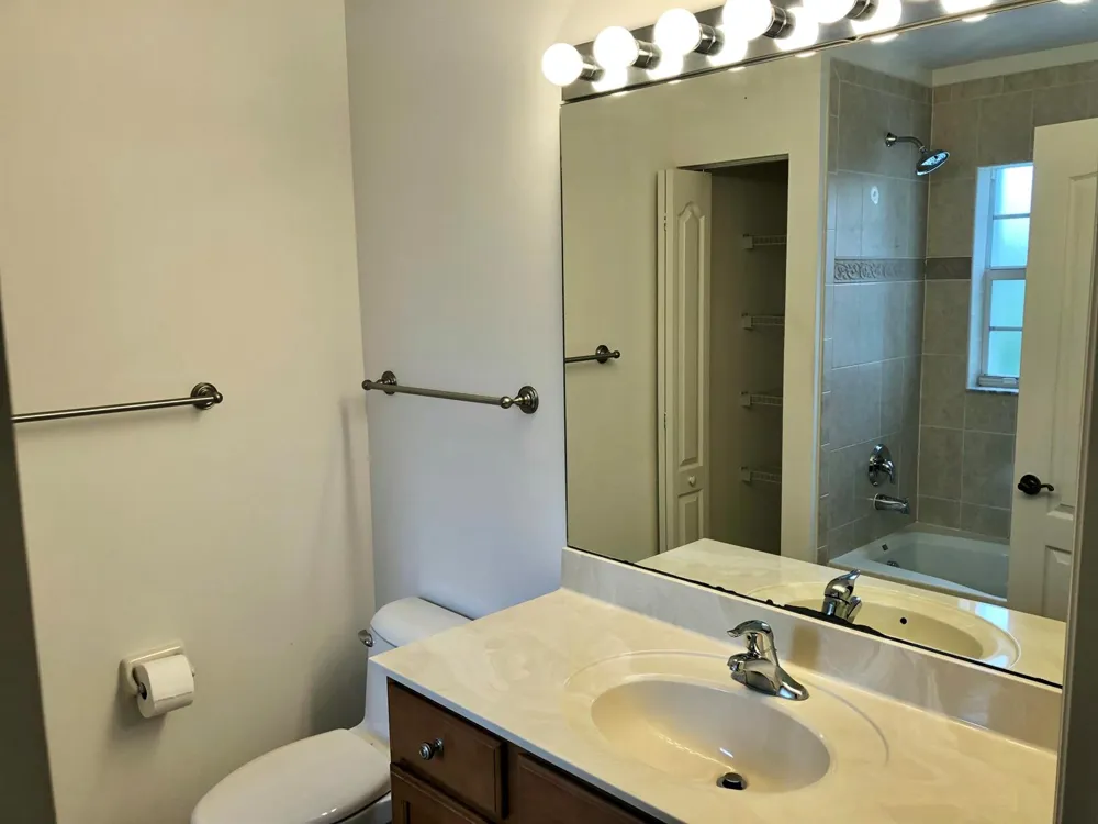 2089 SE Glen Ridge Drive Port St. Lucie, FL 34952