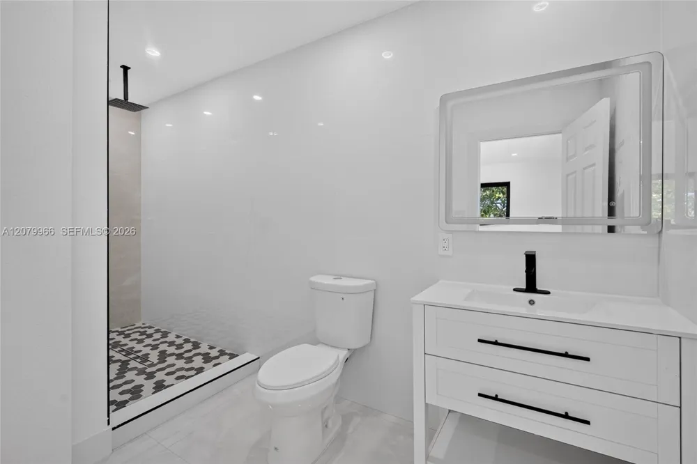 1200 NE 204th Ter Miami, FL 33179