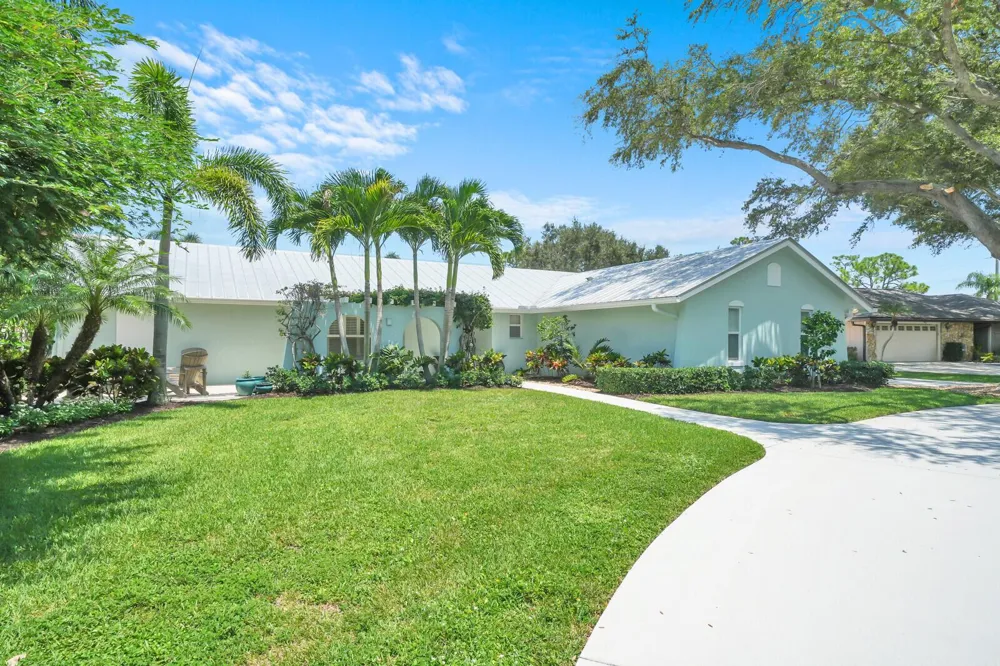 6176 EAGLES NEST DRIVE Jupiter, FL 33458