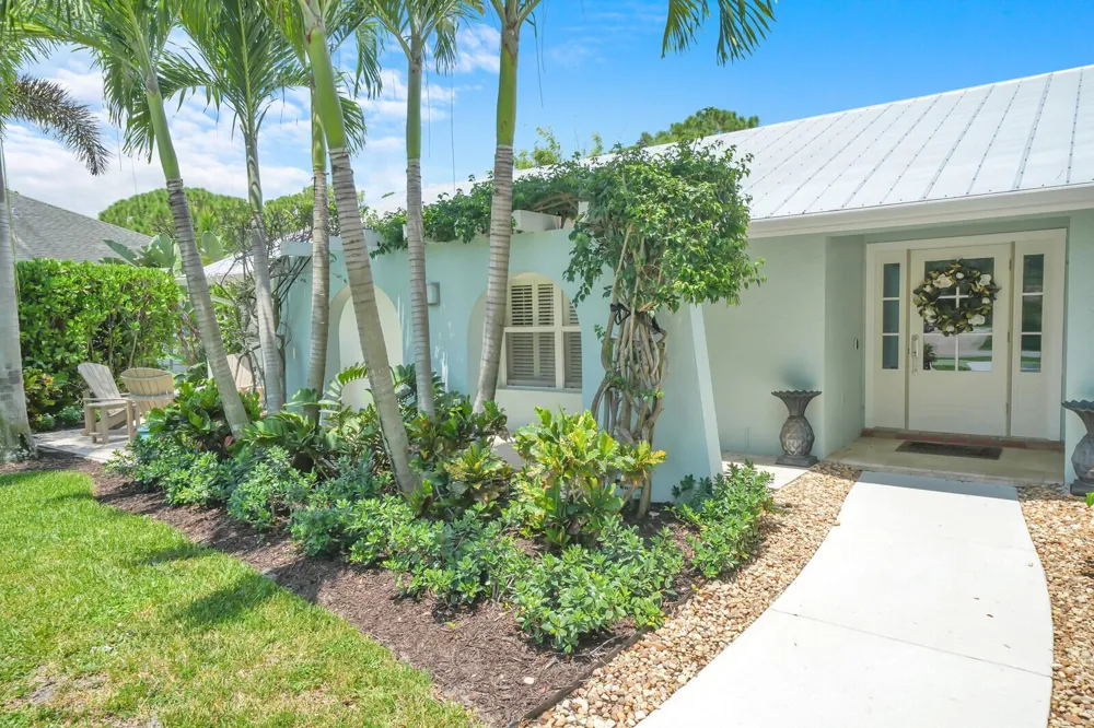 6176 EAGLES NEST DRIVE Jupiter, FL 33458