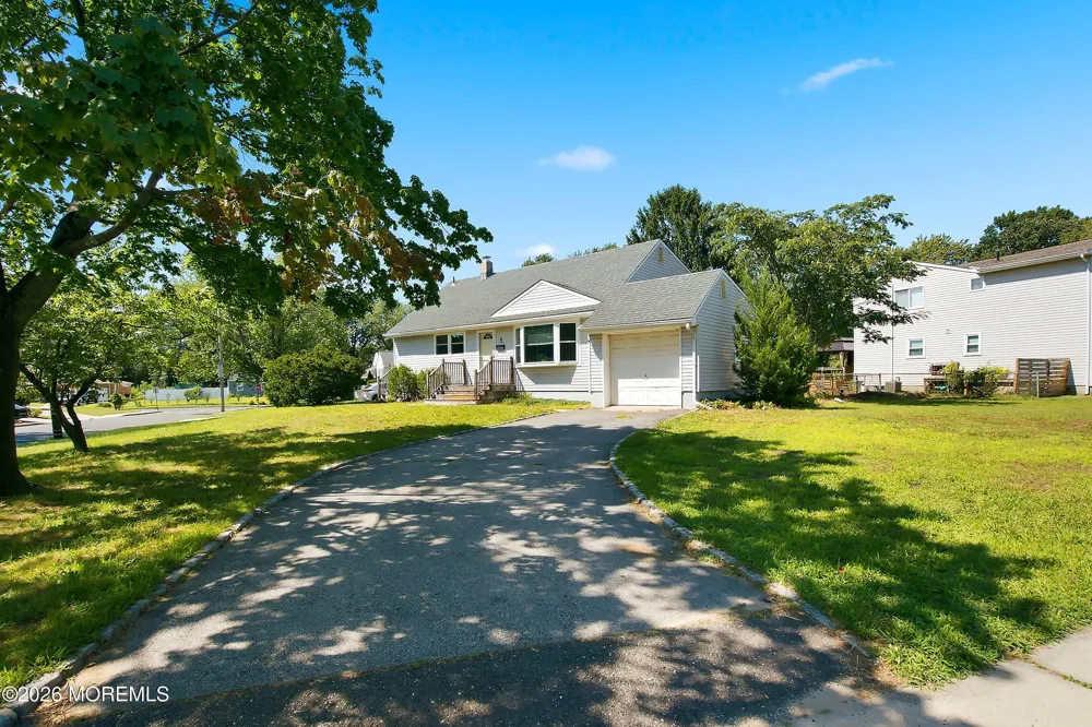 5 Peach Drive Hazlet, NJ 07730