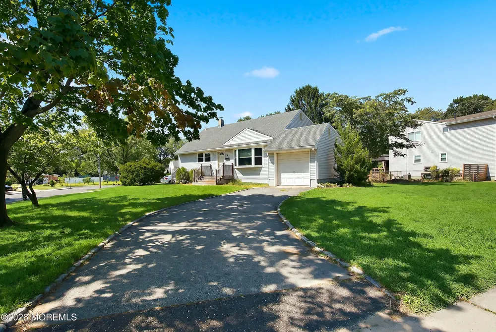 5 Peach Drive Hazlet, NJ 07730
