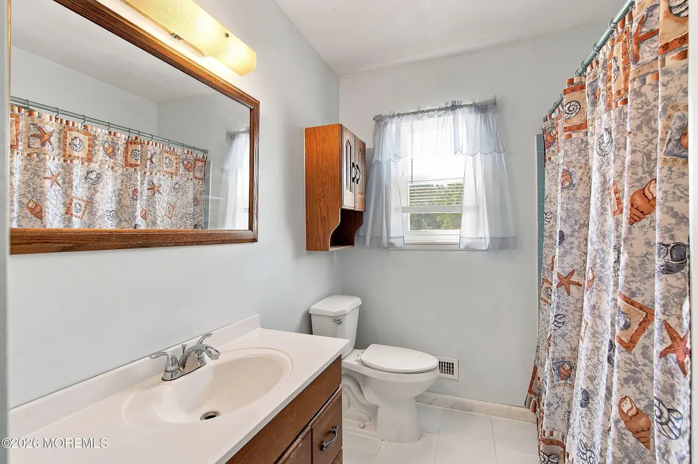 5 Peach Drive Hazlet, NJ 07730
