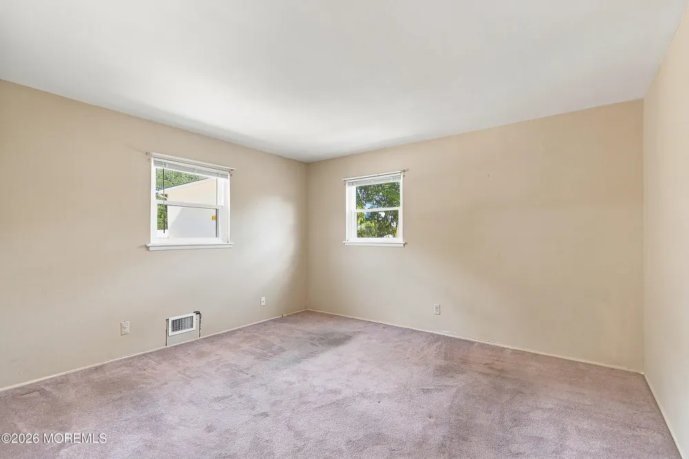 5 Peach Drive Hazlet, NJ 07730